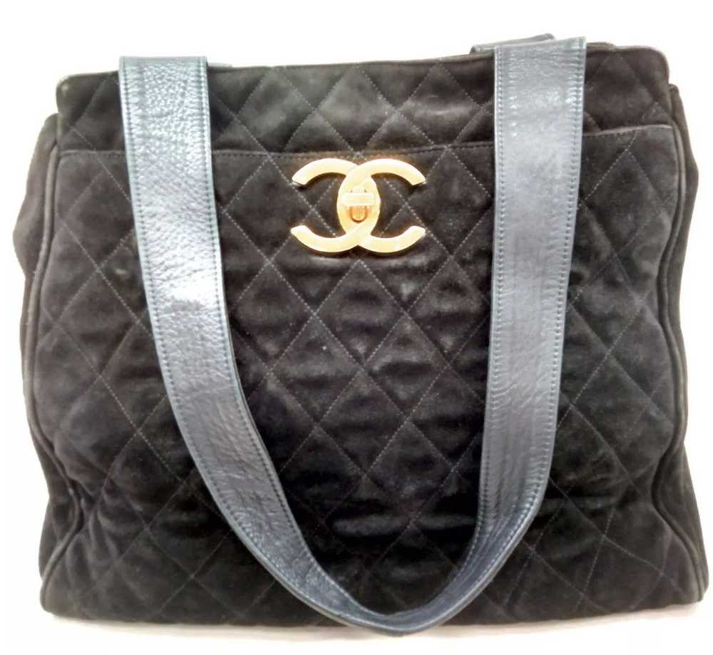 Chanel Chanel Sac à bandoulière en velours matela… - image 1