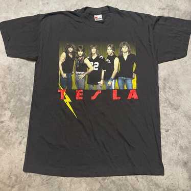 Tesla - “simplicity” tour - Gem