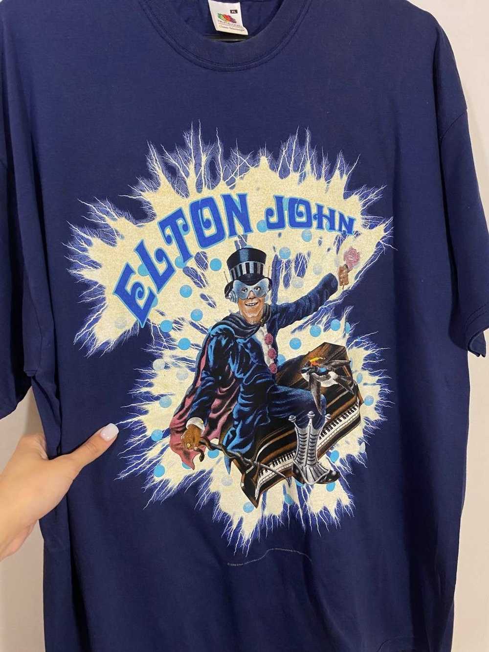 Vintage Elton John 2006 vintage t shirt - image 4