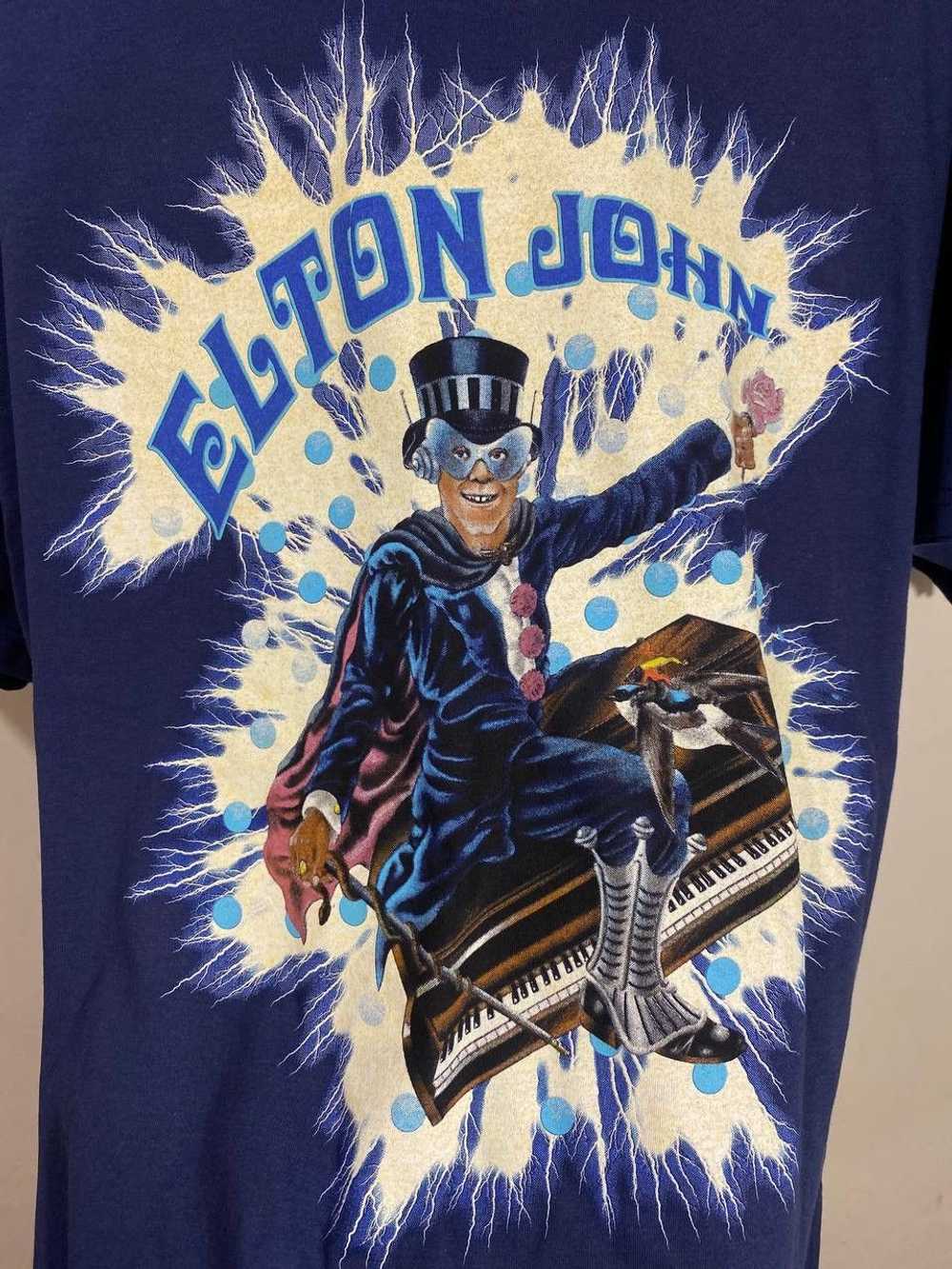 Vintage Elton John 2006 vintage t shirt - image 5