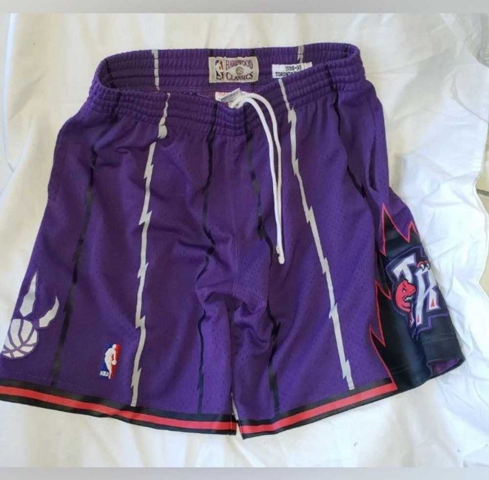 Mitchell & Ness Toronto Raptors Shorts - image 2