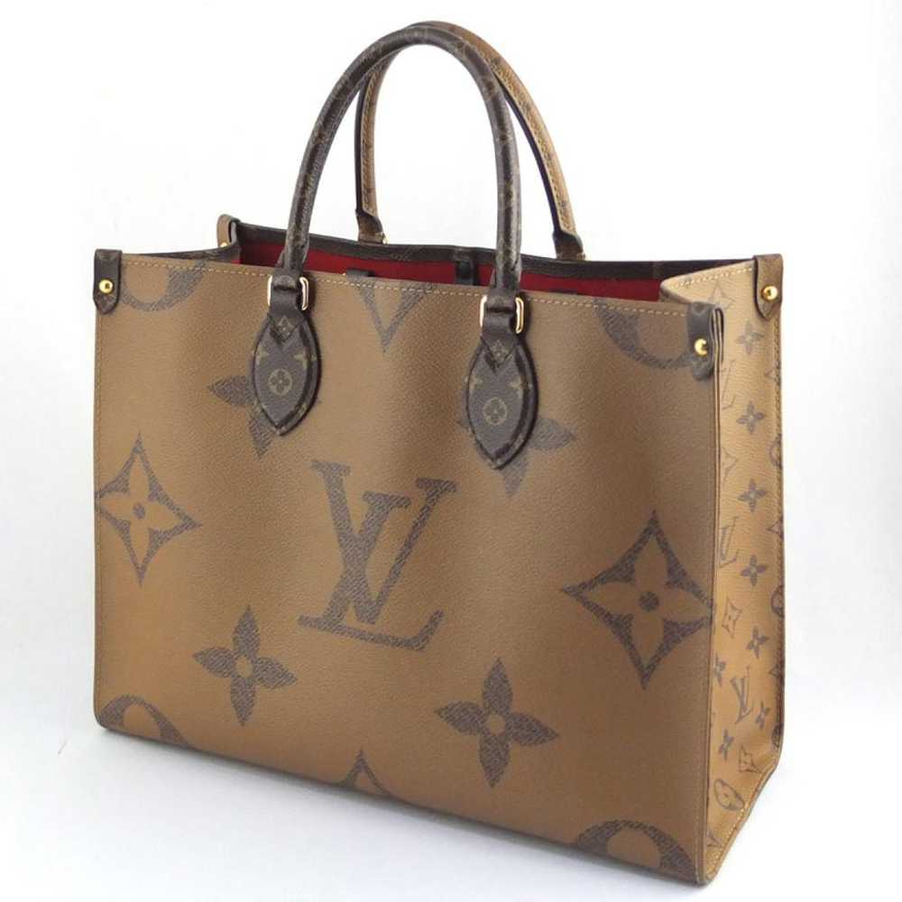 Louis Vuitton Onthego leather handbag - image 2