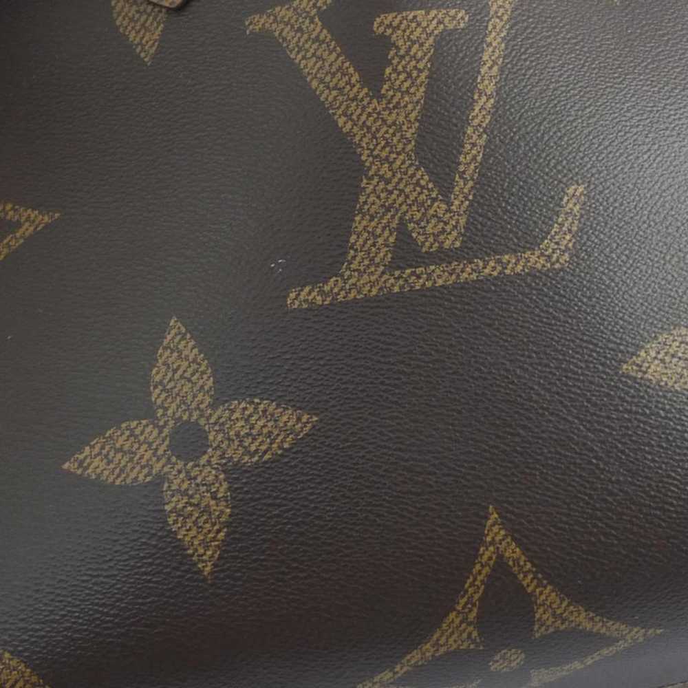 Louis Vuitton Onthego leather handbag - image 7