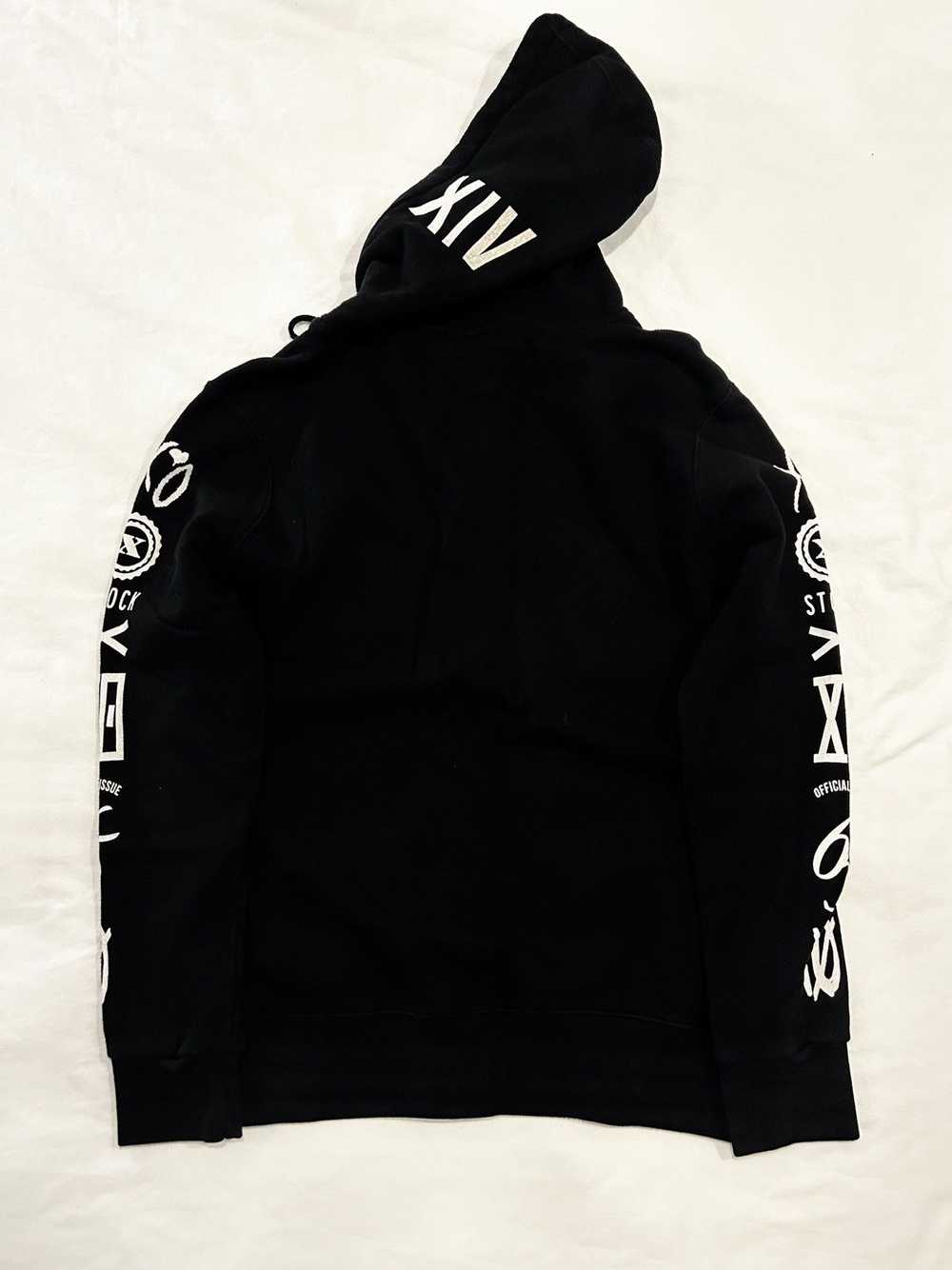 The Weeknd × XO *VERY RARE* XO Official Issue Zip… - image 7