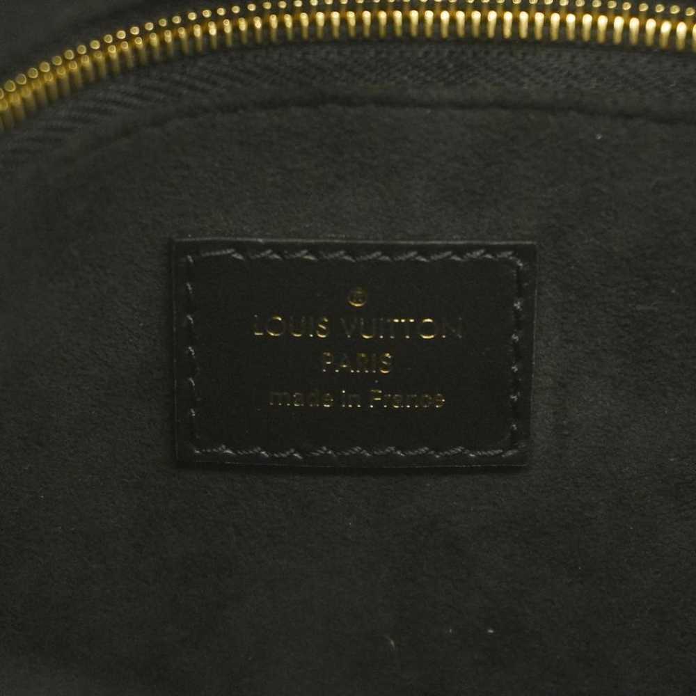 Louis Vuitton Onthego leather handbag - image 5