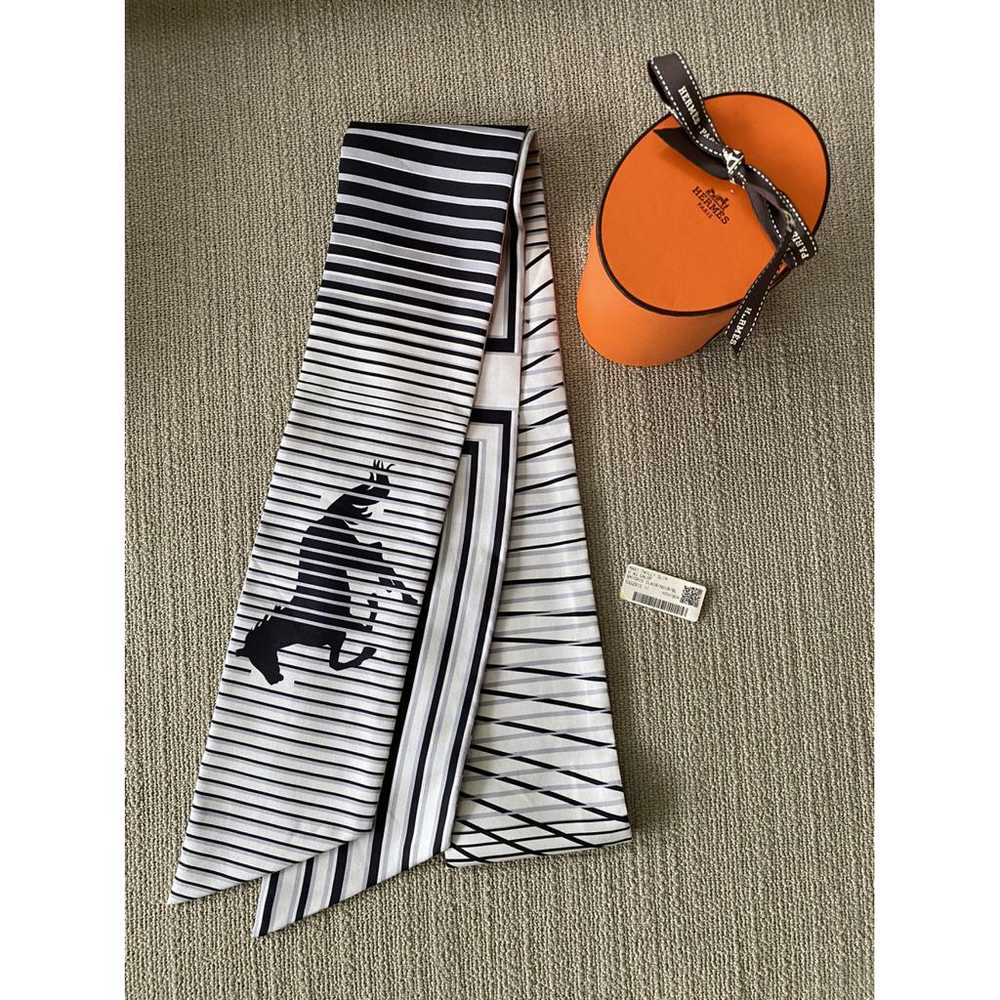 Hermès Maxi twilly silk scarf - image 3