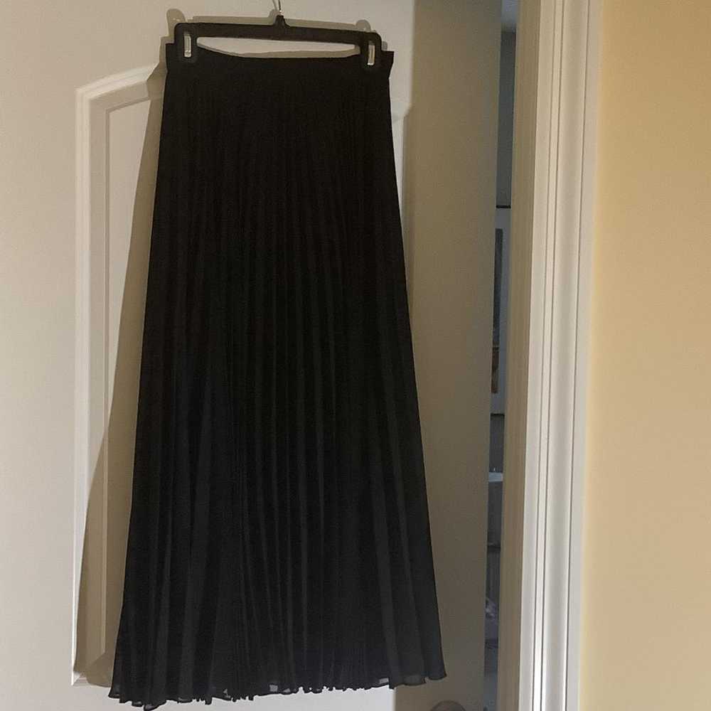 St John Silk mid-length skirt - image 4