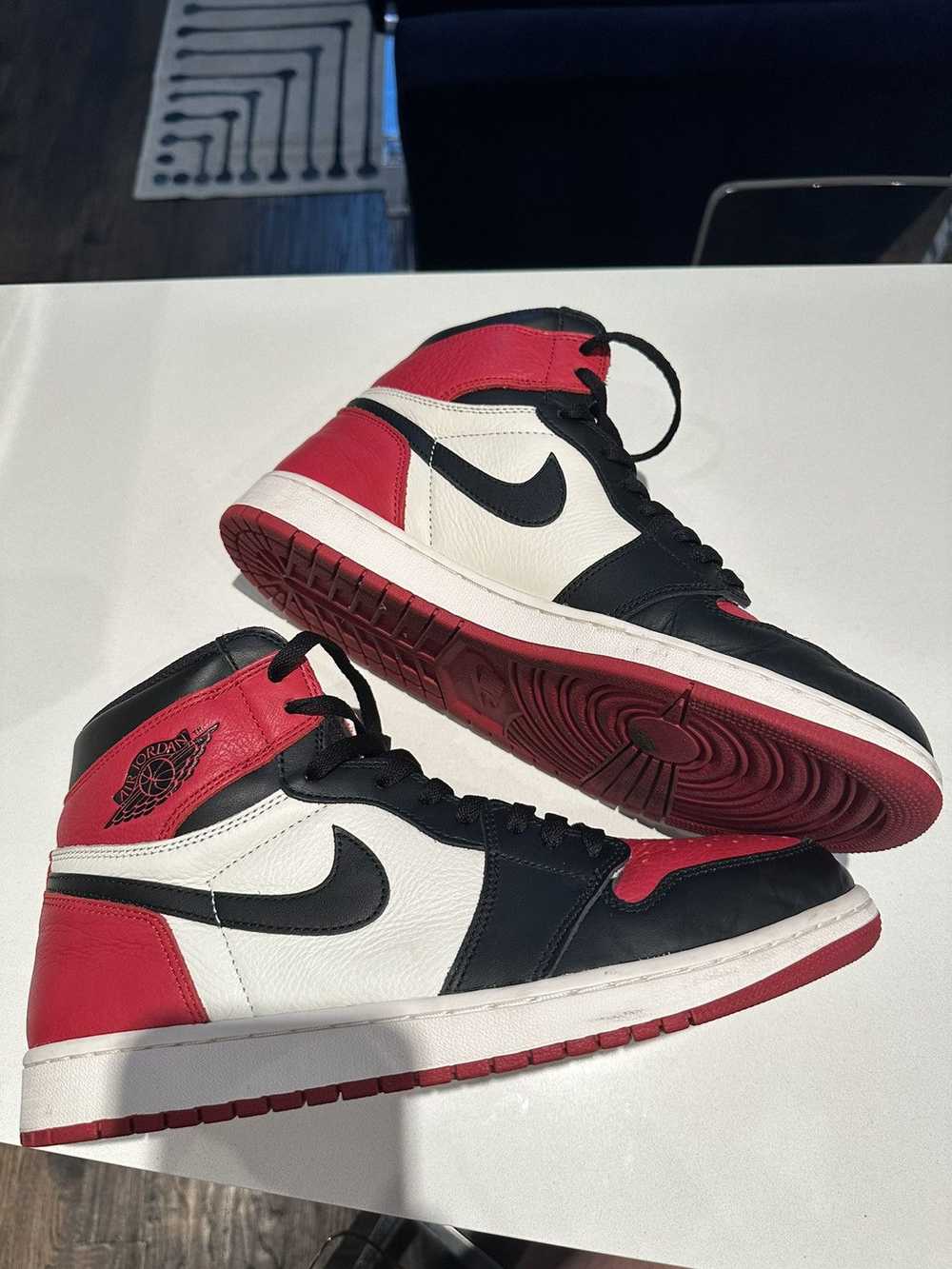 Jordan Brand × Nike Air Jordan Retro Hi OG Bred T… - image 2