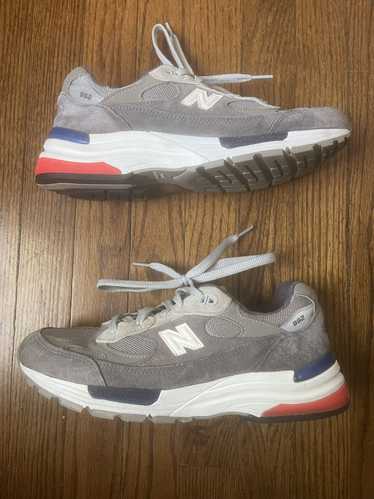 New Balance New Balance 992 Gray Blue Red