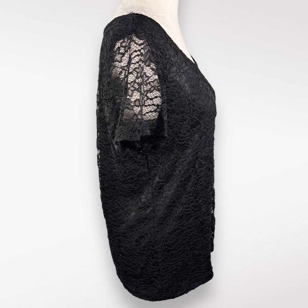 Designer Attention Black Lace Short Sleeve Top Sc… - image 6