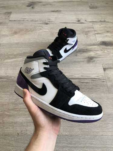 Jordan Brand × Nike × Streetwear Air Jordan 1 Mid… - image 1