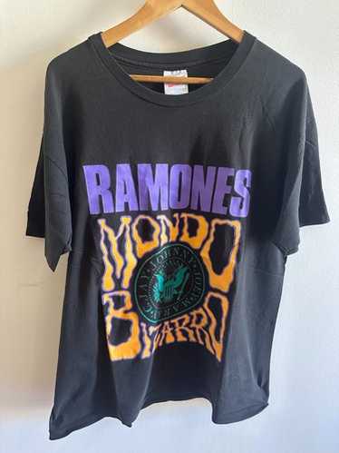 RAMONES /Mondo Bizarro 1993年来日公演 ロングTシャツ RAMONES /Mondo Bizarro 1993年来日公演 ロングTシャツ - メルカリ