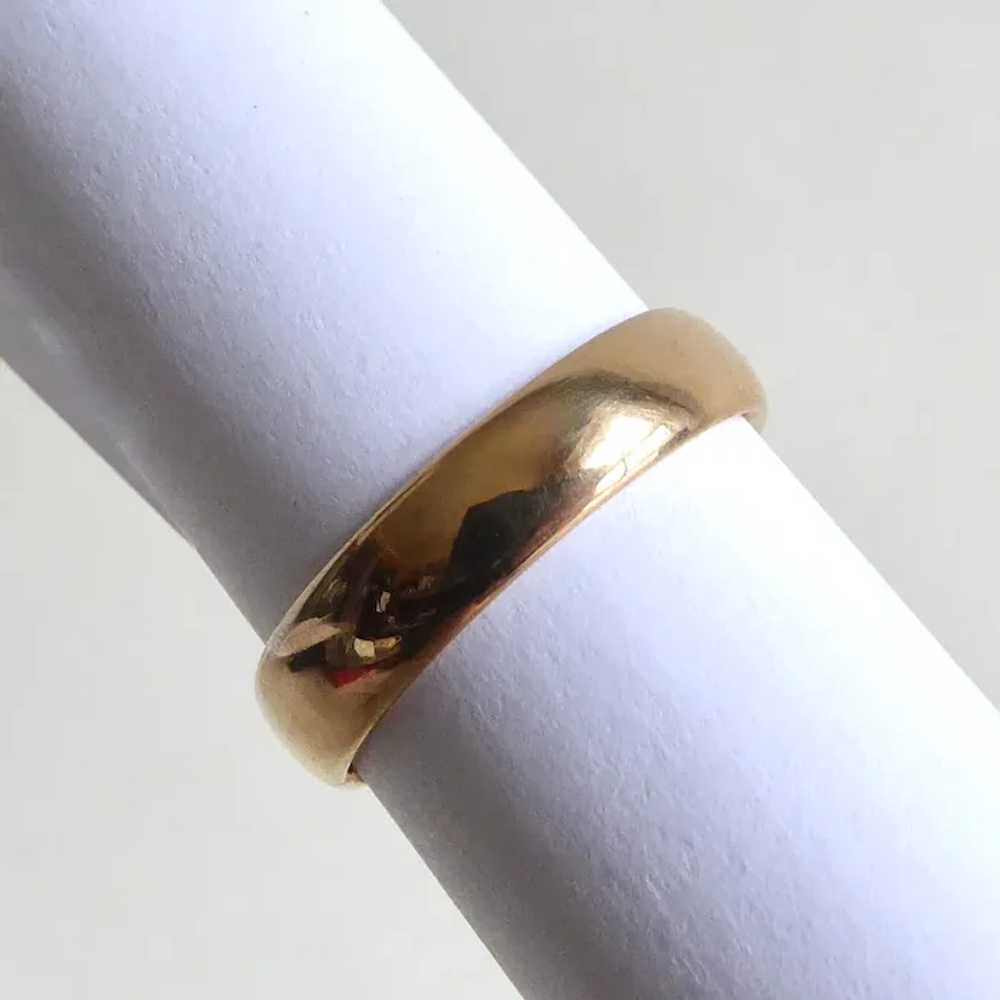 18k Classic Yellow Gold Band Ring - image 12