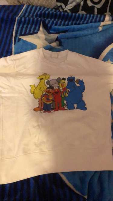 Kaws × Uniqlo Kaws sesame st crewneck