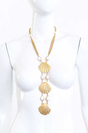 GOLDETTE Seashell & Pearl Ladder Necklace