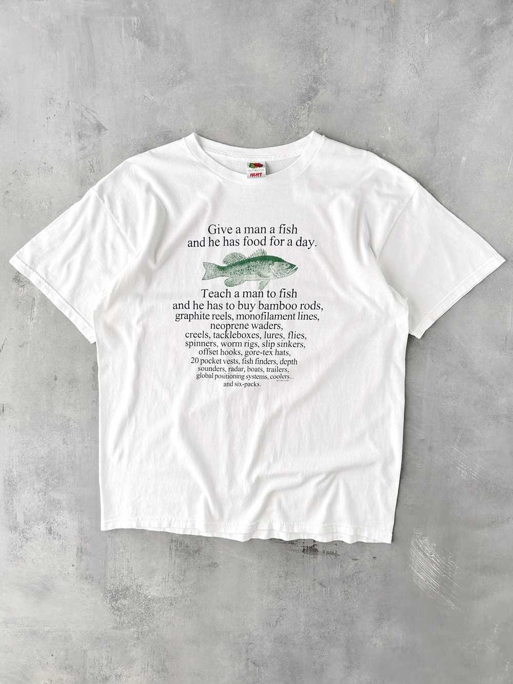 Teach a Man to Fish T-Shirt Y2K - XL - image 1