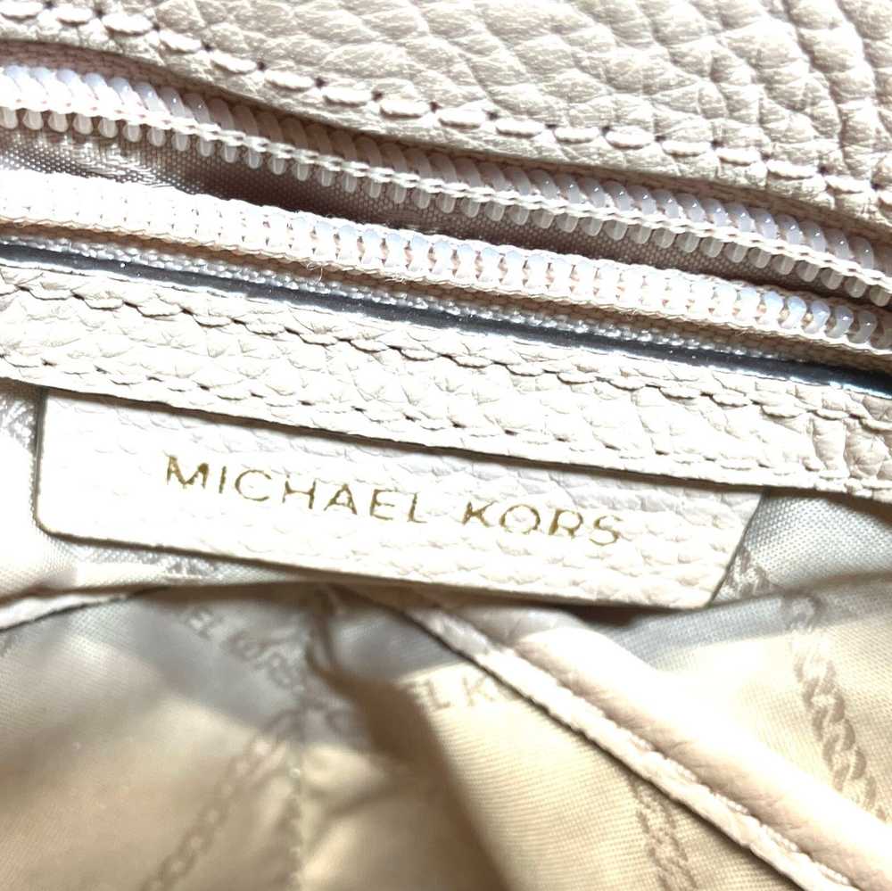 Michael Kors Monogram Signature Camille Satchel B… - image 5