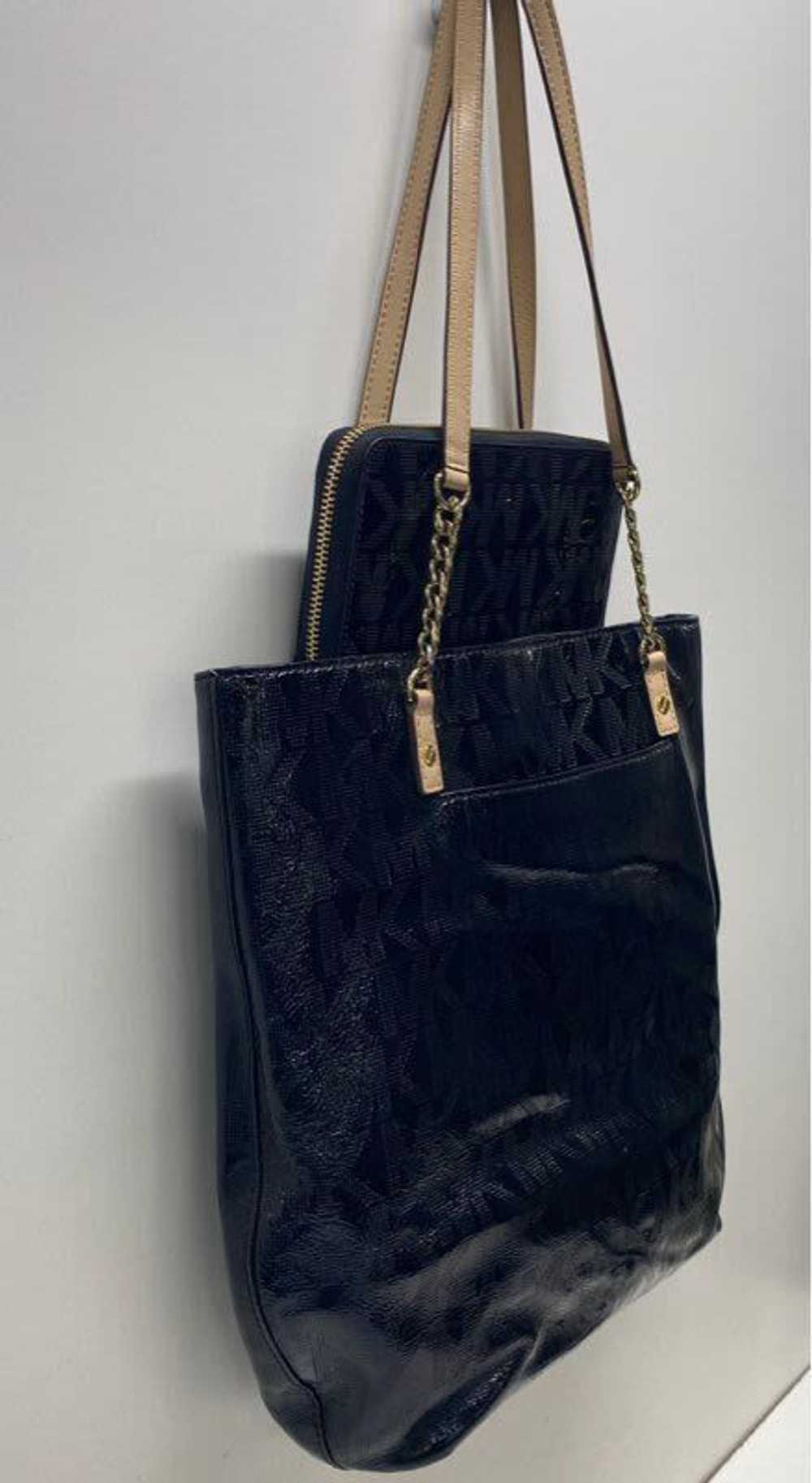 Michael Kors Patent Monogram Signature Tote And W… - image 3