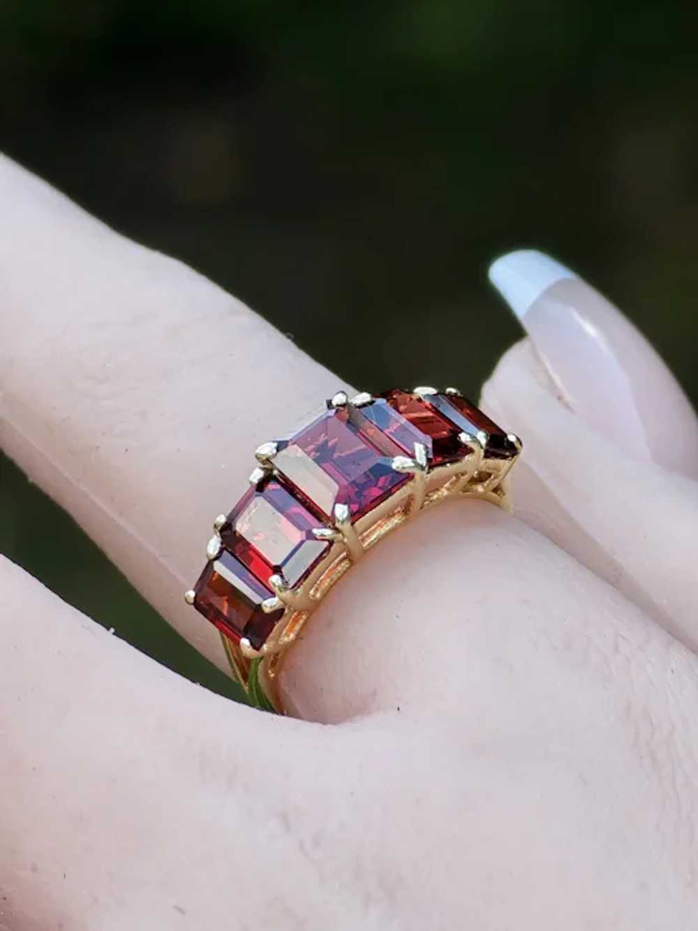 Attractive 5 Carat Emerald Cut Garnet Graduated 1… - image 5