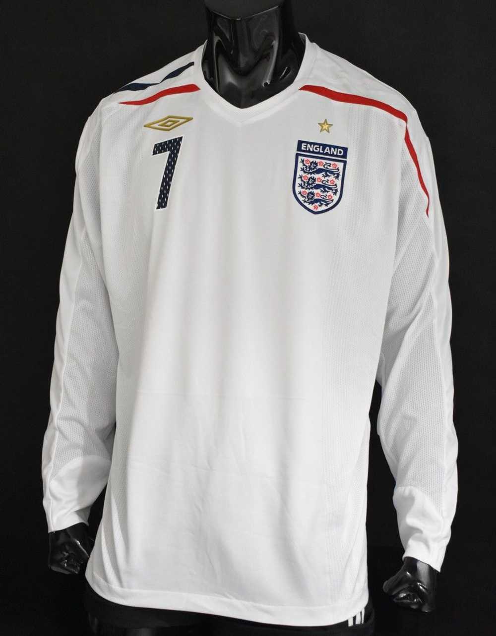 Umbro 2007-09 UMBRO England Home Shirt BECKHAM 7 … - image 2