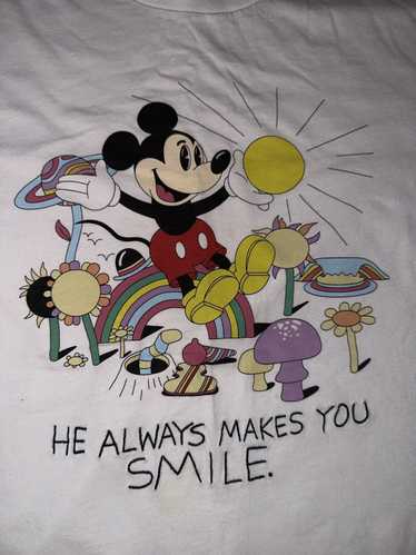 Disney × Mickey Mouse × Uniqlo Mickey Mouse Smile 