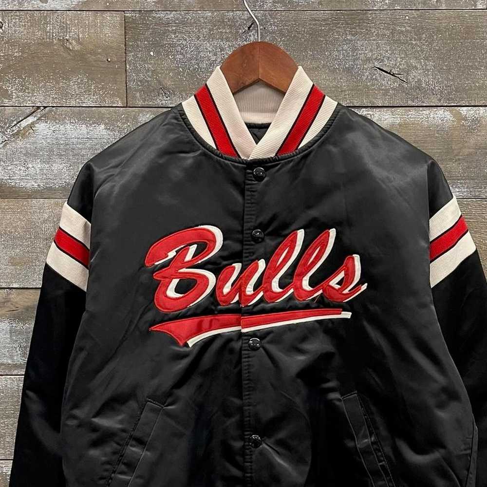 Vintage Vintage 1989s Chicago Bulls Satin Varsity… - image 2