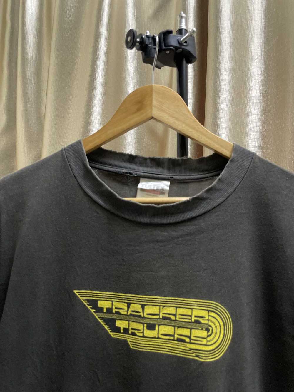 Rare × Vintage VINTAGE TRACKER TRUCKS TEE - image 4