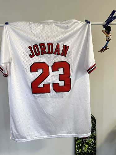 Jordan Brand × Mitchell & Ness × Vintage Jordan Mi