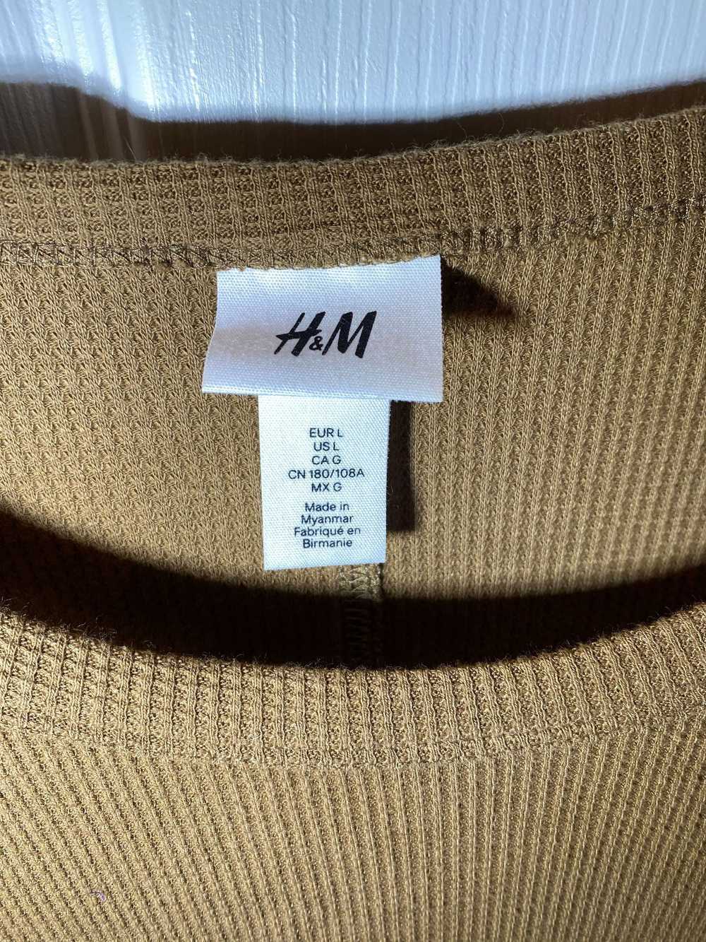 H&M H&M Beige Long Sleeve T-Shirt Size L - image 3