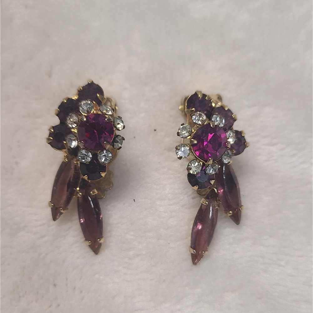 Vintage Vintage 50s Clip On Rhinestone Earrings - image 1