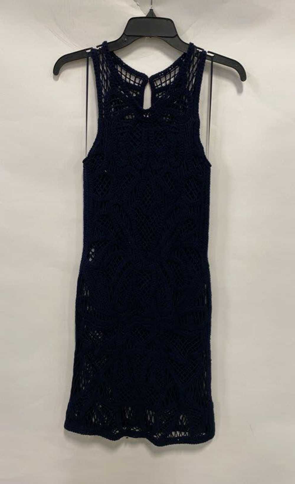 NWT Gianni Bini Womens Navy Sleeveless V-Neck Cro… - image 1