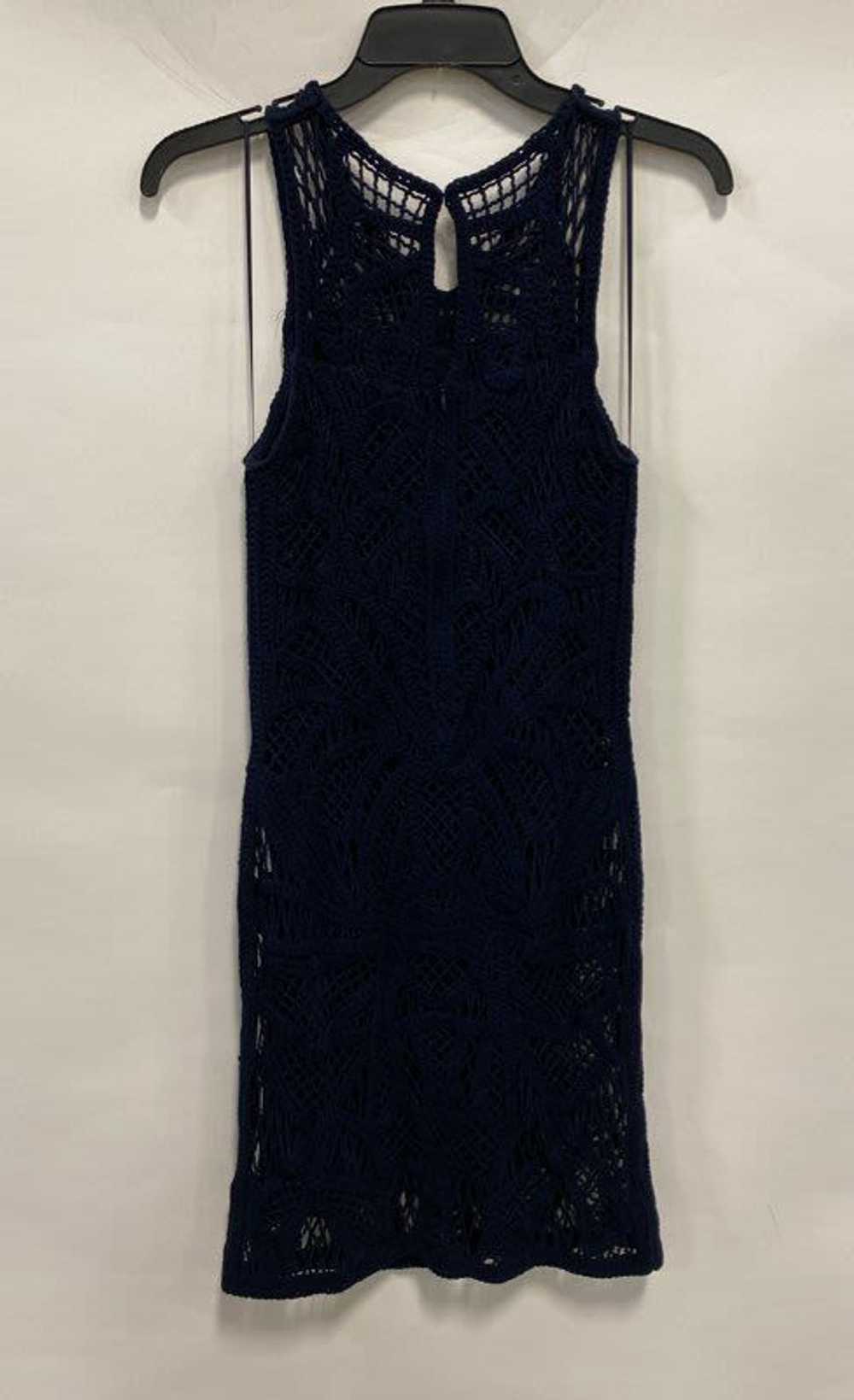 NWT Gianni Bini Womens Navy Sleeveless V-Neck Cro… - image 2