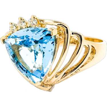 Retro Trillion Blue Topaz & Diamond Ring in Yellow