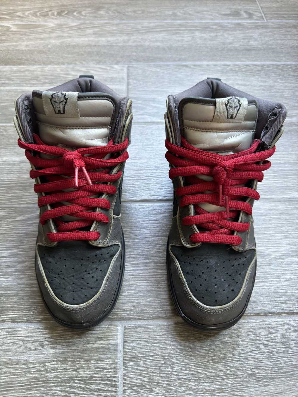 Mf Doom × Nike Nike sb dunk MF doom - image 5