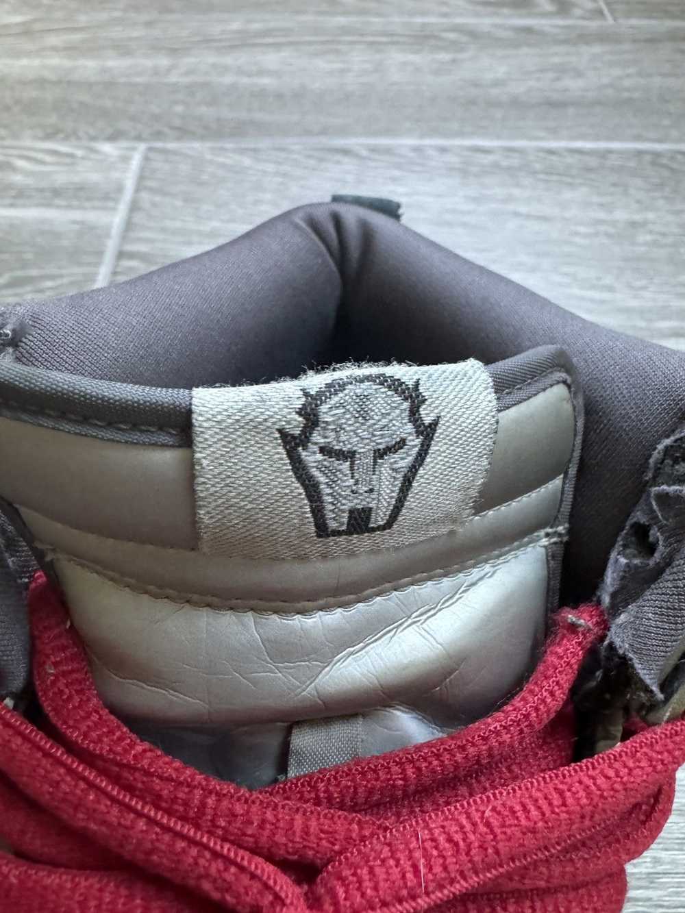 Mf Doom × Nike Nike sb dunk MF doom - image 8