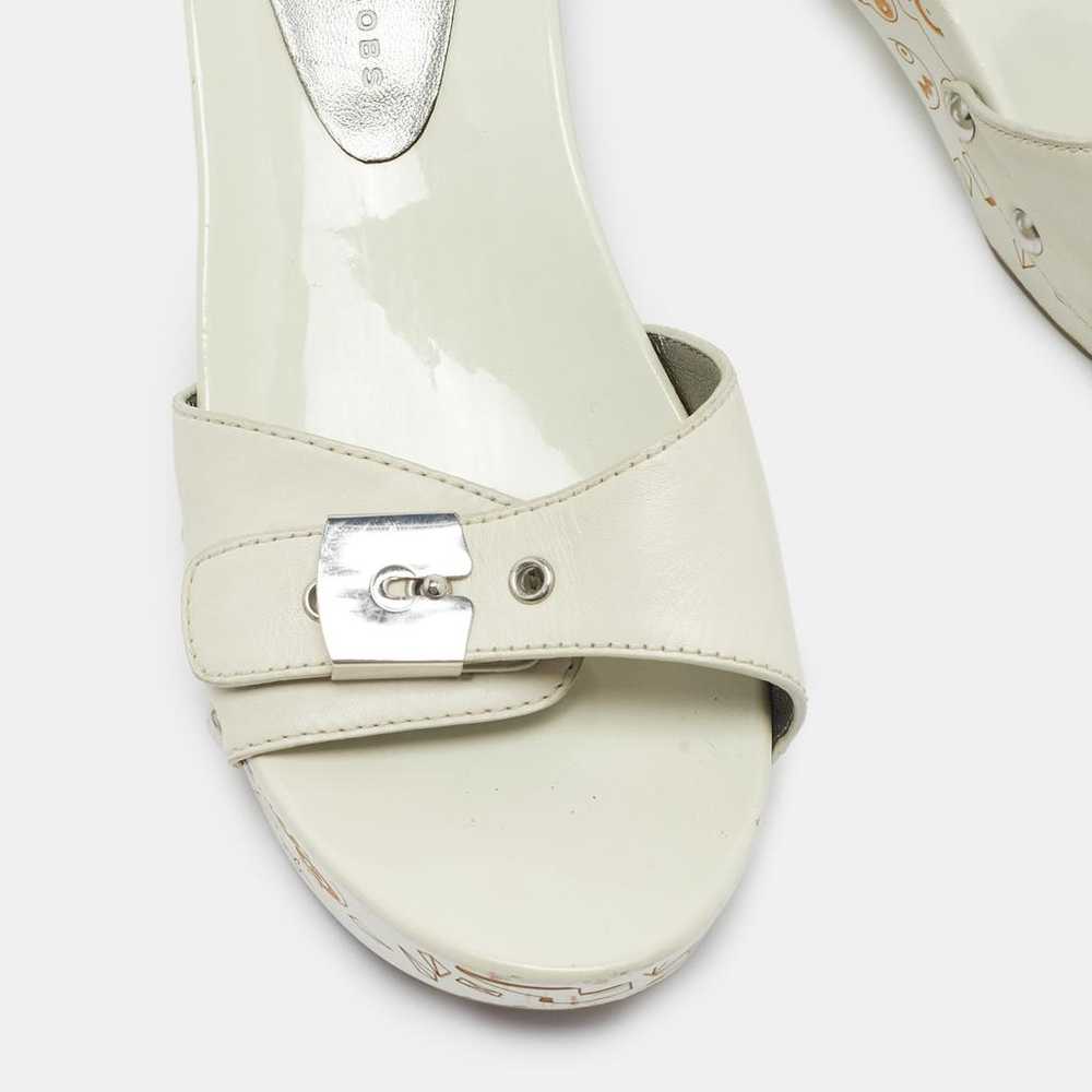 Marc by Marc Jacobs Patent leather sandal - image 7