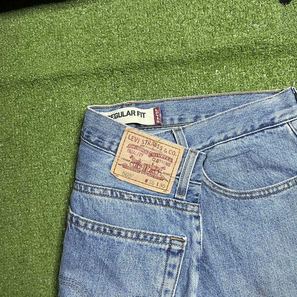 Levi's × Streetwear × Vintage vintage levis 505 f… - image 3