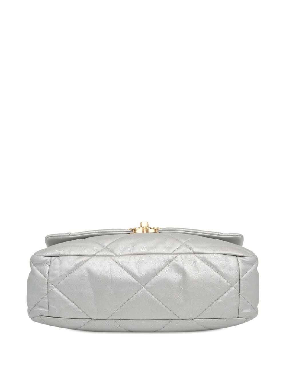 CHANEL Pre-Owned 2020 Large Metallic Lambskin 19 … - image 4