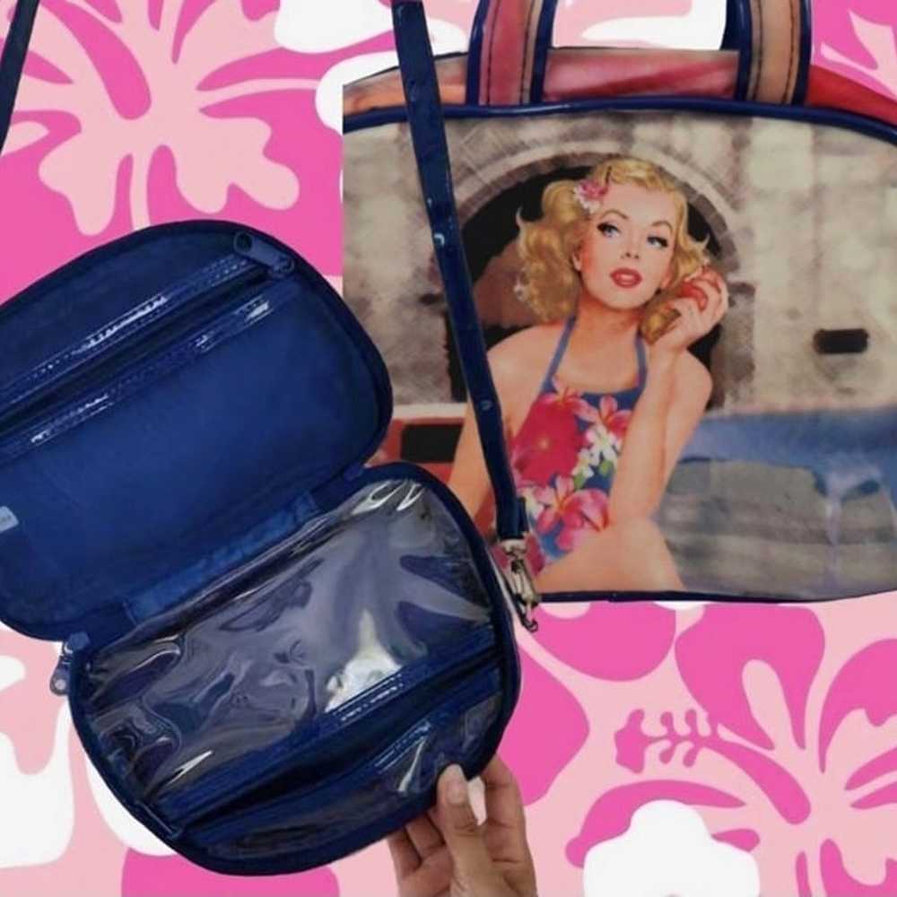 Hawaii themed purse with Vintage Marilyn Monroe S… - image 1