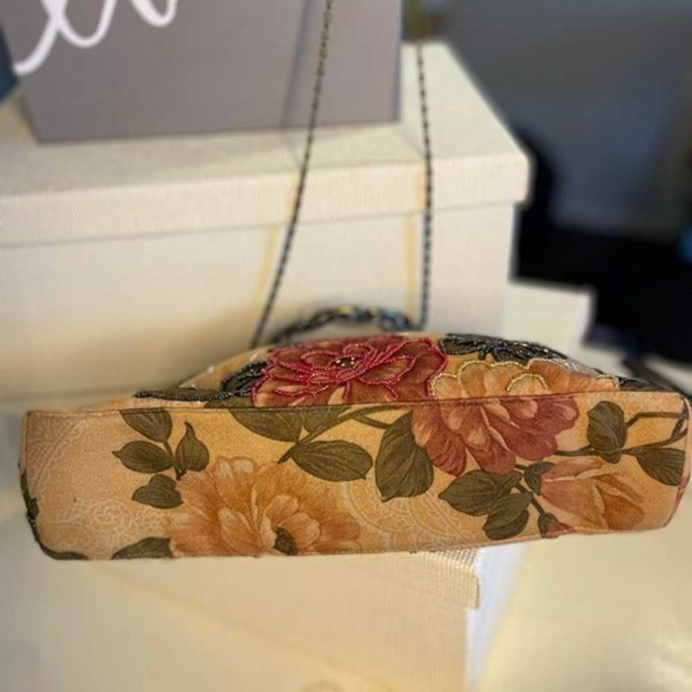 Vintage inspired floral purse - image 3