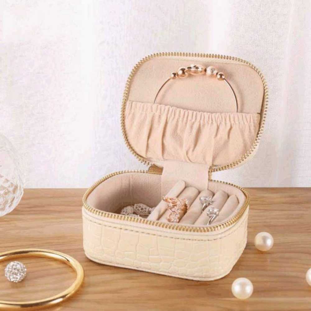 Sariyao Vintage Women's Jewelry Box Storage Case - image 4