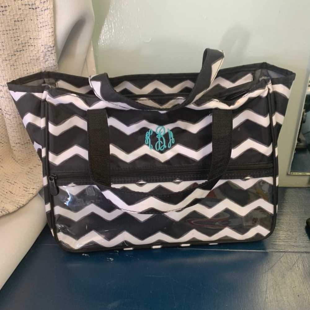 Thirty-One True Beauty Travel Cosmetic Bag CHEVRON - image 2