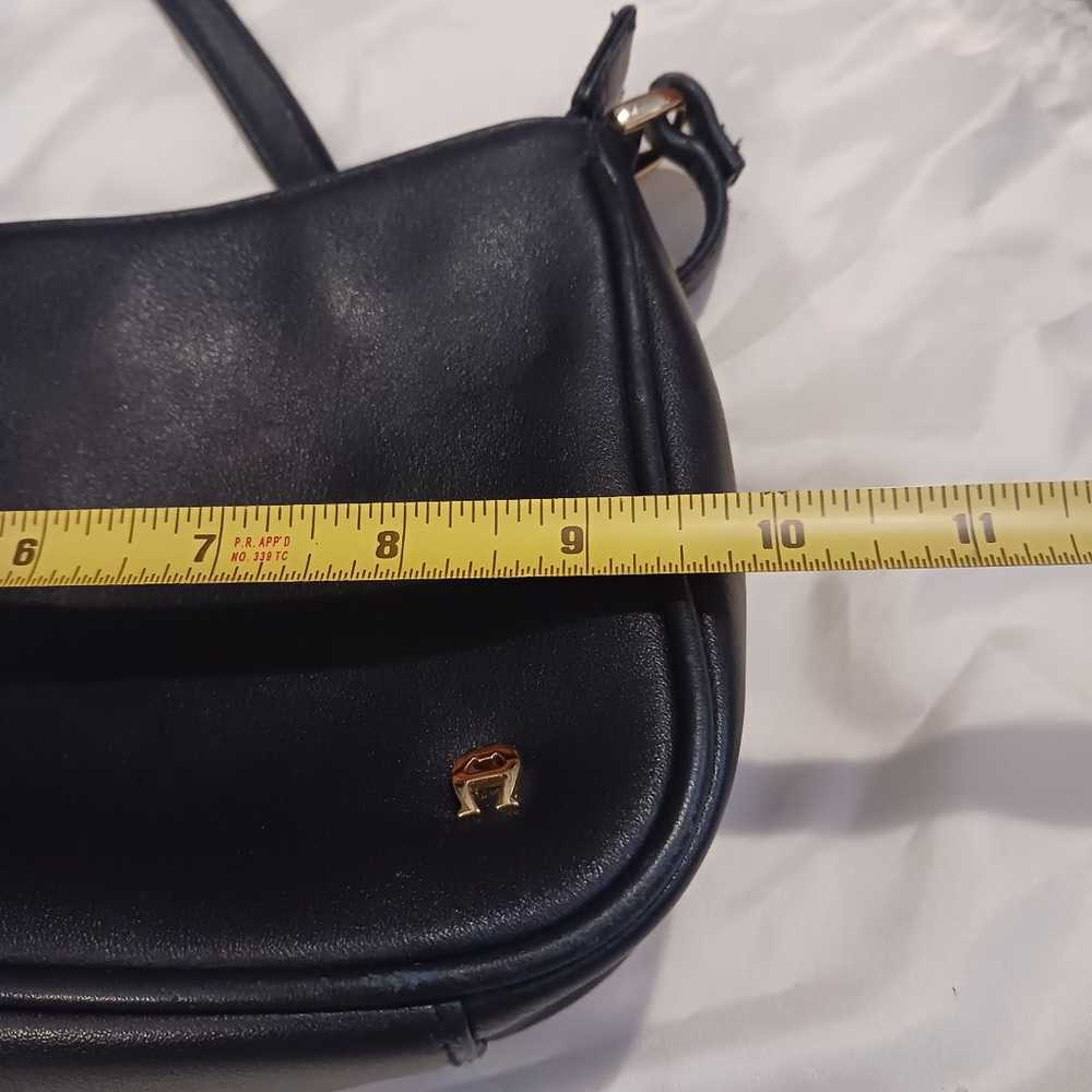 Like-New Etienne Aigner Purse - image 11