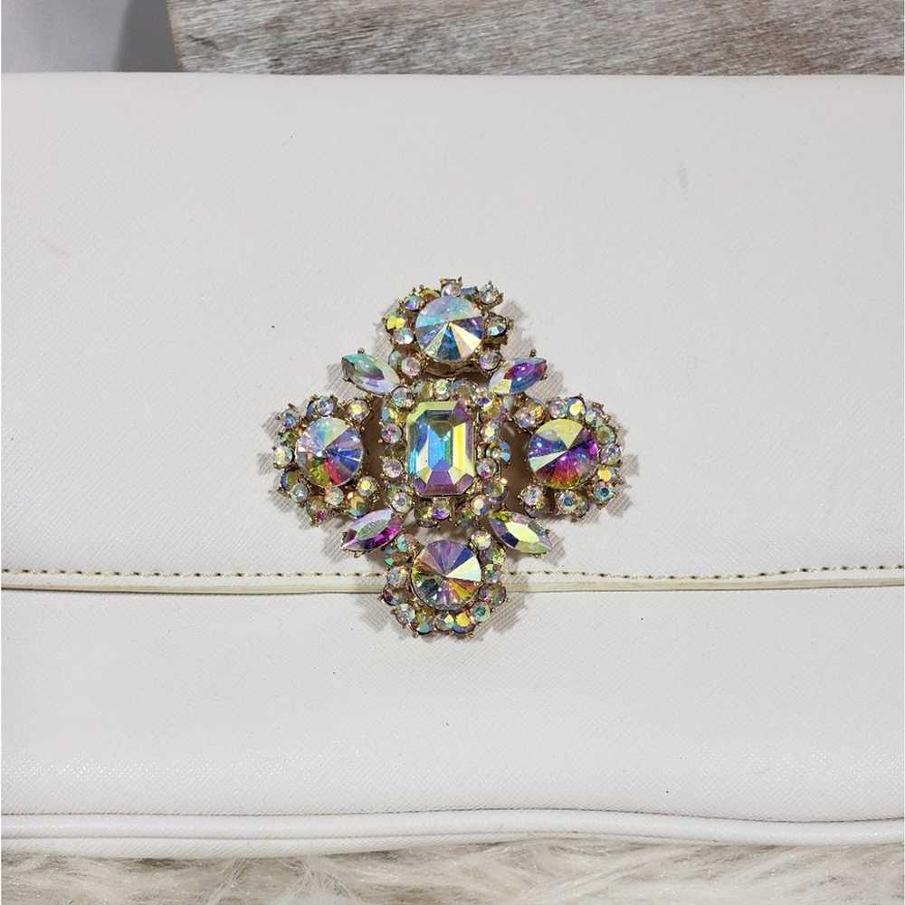 Charming Charlie Off White Rhinestone Clutch NWOT - image 2