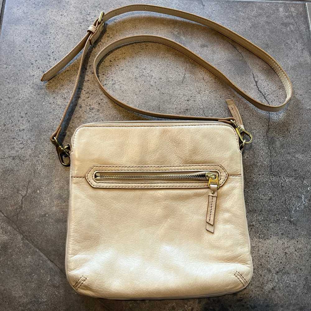 Vintage Fossil Leather Crossbody - image 1