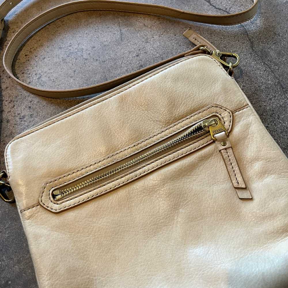 Vintage Fossil Leather Crossbody - image 2