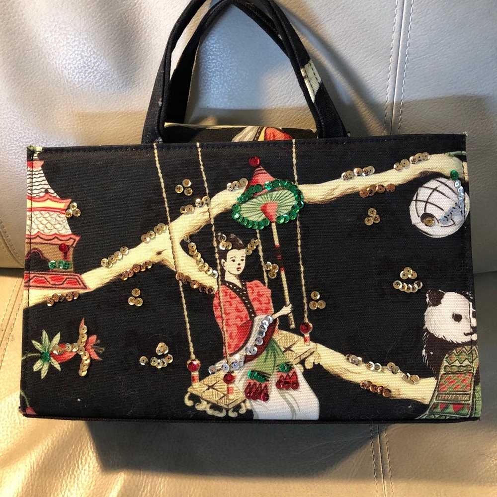 VINTAGE ORIENTAL ladies handbag - image 1