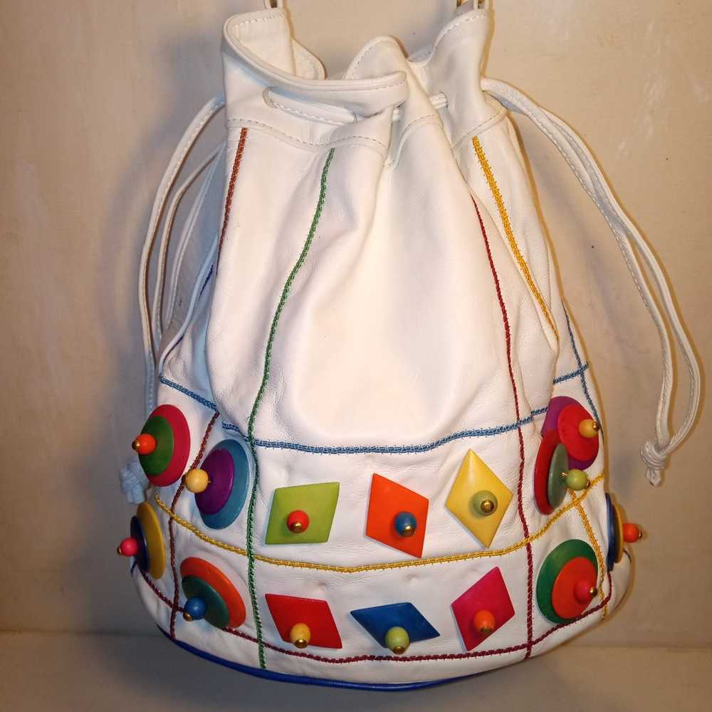 VINTAGE WHITE FLORAL DRAWSTRING BUCKET BAG - image 1