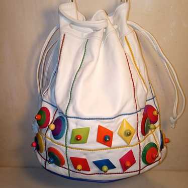 VINTAGE WHITE FLORAL DRAWSTRING BUCKET BAG - image 1