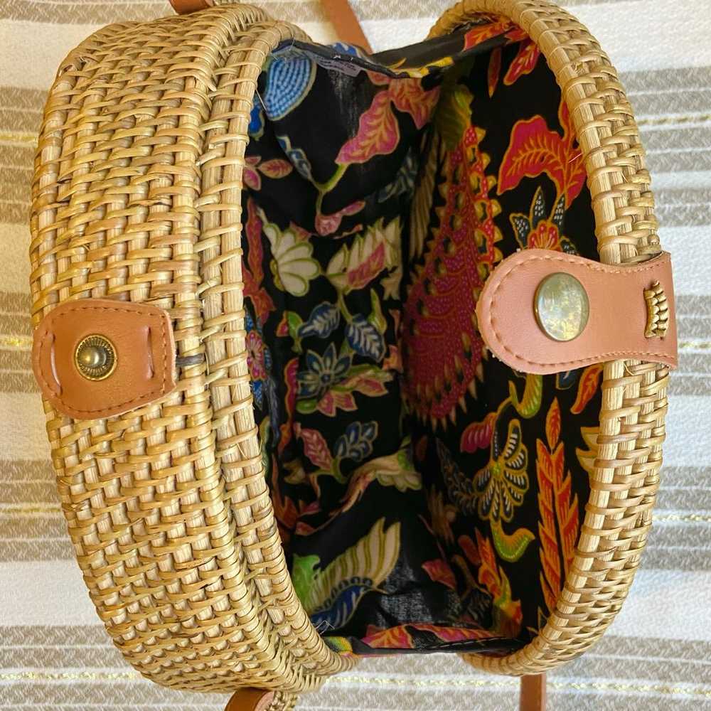 Vintage Straw Wicker Rattan Basket Circle Crossbo… - image 9